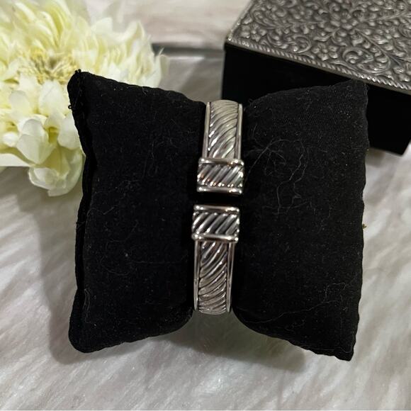 NEW Collezio Quartz Bevel Cabachon Glass Hidden Flip Watch Bangle Bracelet 22 mm - Picture 4 of 13